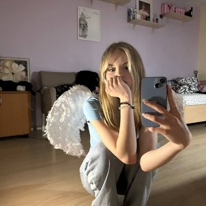 Голая Олька Долька