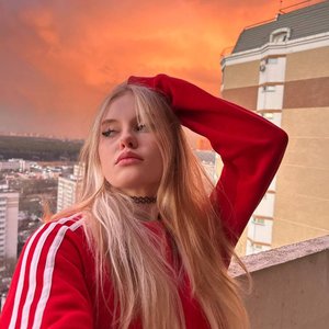 Голая Олька Долька
