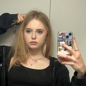 Голая Олька Долька
