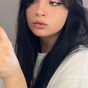 Голая Камила Бусинка