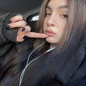 Голая Камила Бусинка