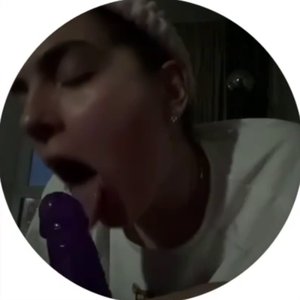 Голая Камила Бусинка