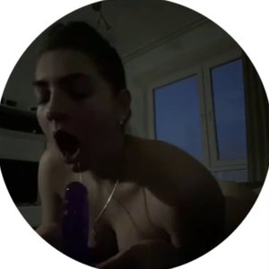 Голая Камила Бусинка