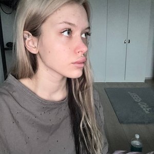 Голая Лиза Лпшка