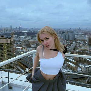 Голая Лиза Лпшка