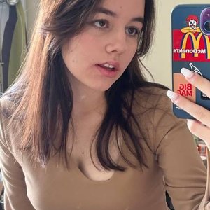 Голая Полина Хлеб