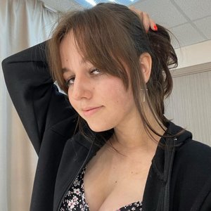 Голая Полина Хлеб