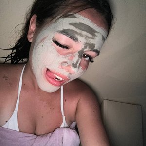 Голая Полина Хлеб