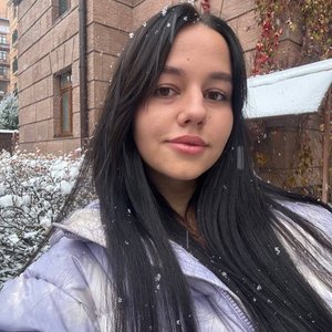 Голая Полина Хлеб