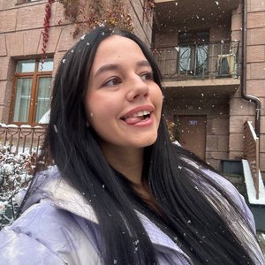 Голая Полина Хлеб