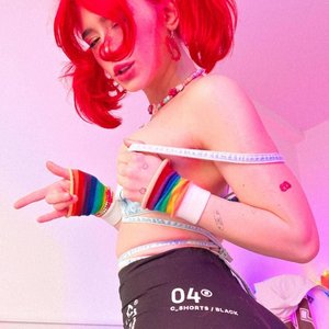 Голая Flaffyx