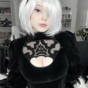 Голая Upminaa