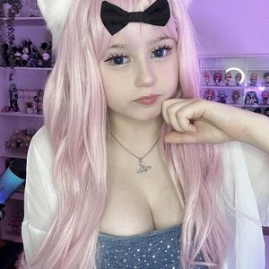 Голая Upminaa