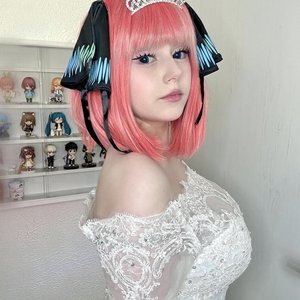 Голая Upminaa