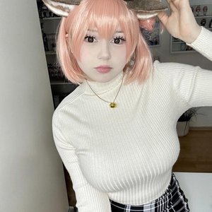 Голая Upminaa