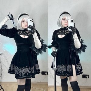Голая Upminaa