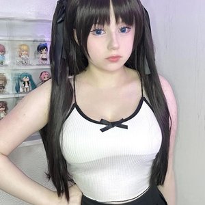 Голая Upminaa