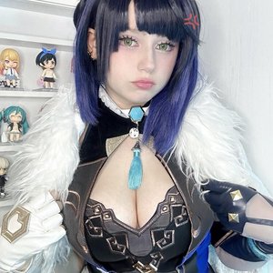 Голая Upminaa