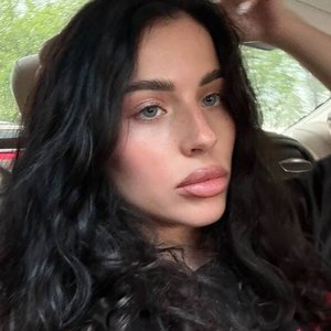 Голая Адель Вейгель