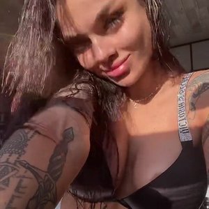 Голая Камила Смогулецкая