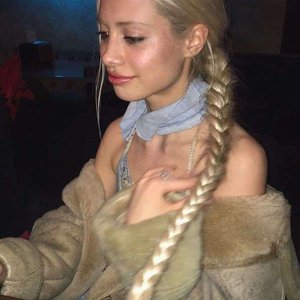Голая Анна Михеева