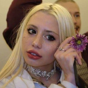 Голая Анна Михеева