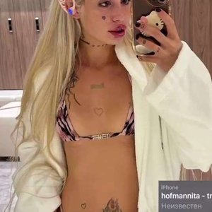 Голая Анна Михеева
