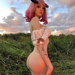Голая Astasiadream