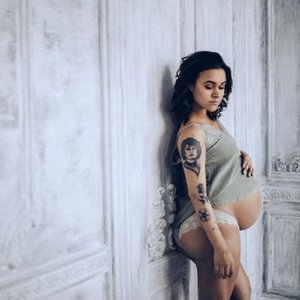 Голая Ира Смелая