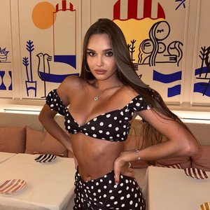 Голая Каролина Севастьянова