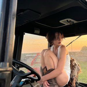 Голая Настя Ивлеева