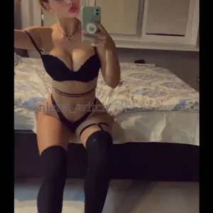 Голая Alena Witch