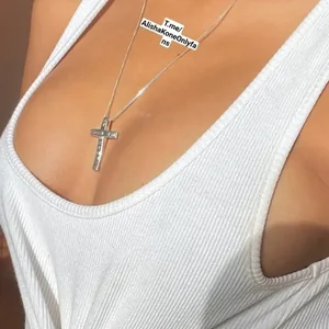 Голая Алиша Коне