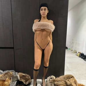 Голая Бьянка Цензори