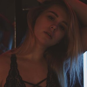 Голая Ксения Хоффман