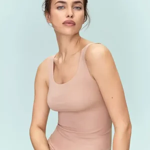 Голая Ирина Шейк