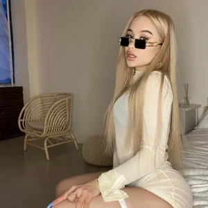 Голая Карина Чижикова