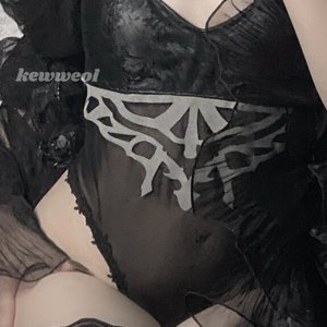 Голая Kewweol