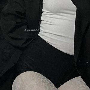Голая Kewweol