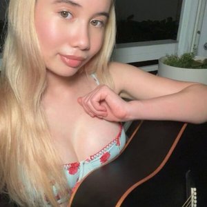 Голая Лил Тей