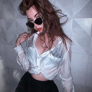 Голая Арина Снежко