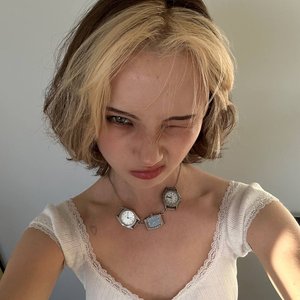 Голая Карамбейби