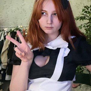 Голая Эвелинушка