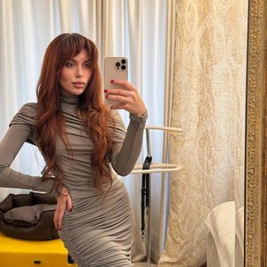 Голая Ева Карицкая