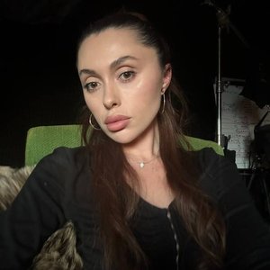 Голая Ева Карицкая