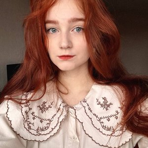 Голая Эвелинушка