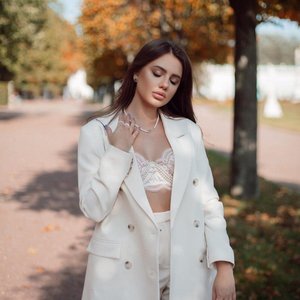 Голая Полина Чистякова