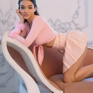 Голая Selti