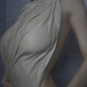 Голая Soeyecandy