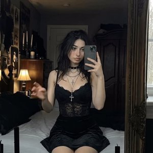 Голая Natalie Vox